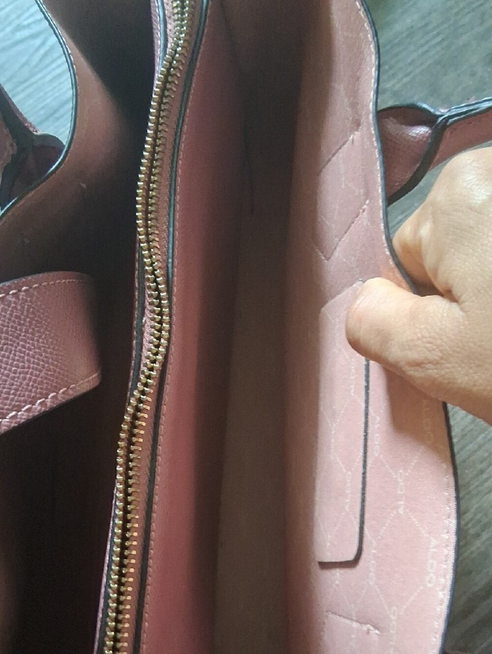 Aldo Rose Pink Structured Tote with Gold Accent - Picture 5 of 6